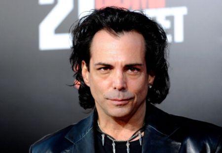 Richard Grieco caught on the camera.